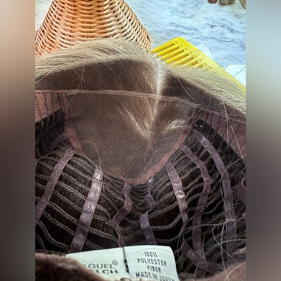 Raquel Welch Big Spender HF Synthetic Lacefront Wig Monotop in Shaded Wheat - Picture 5 of 13